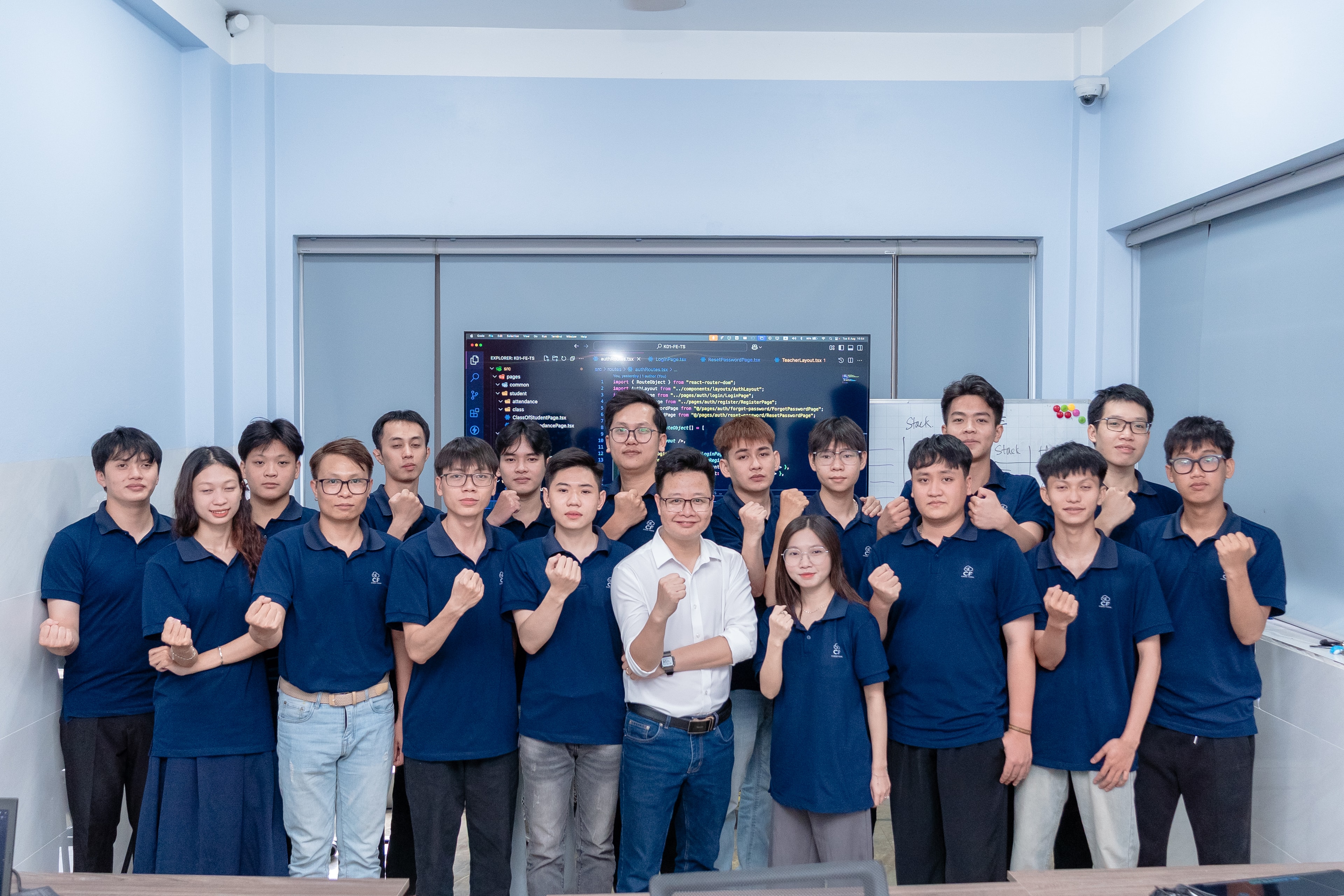 Hỗ trợ, kèm cặp học viên