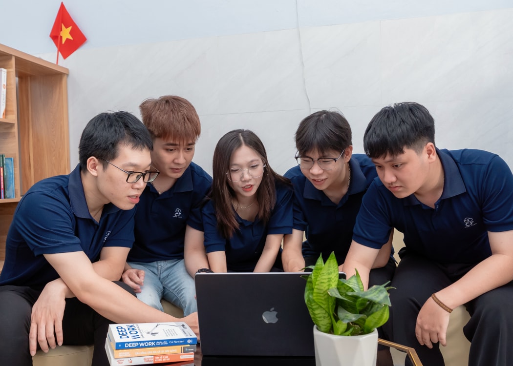 Học bám sát nhu cầu thực tế của thị trường